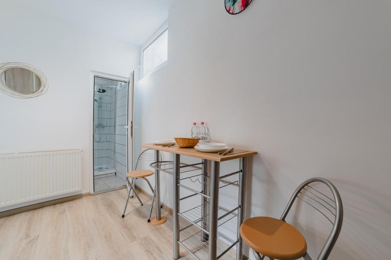 Old Town Studio Apartment Brasov Exterior photo
